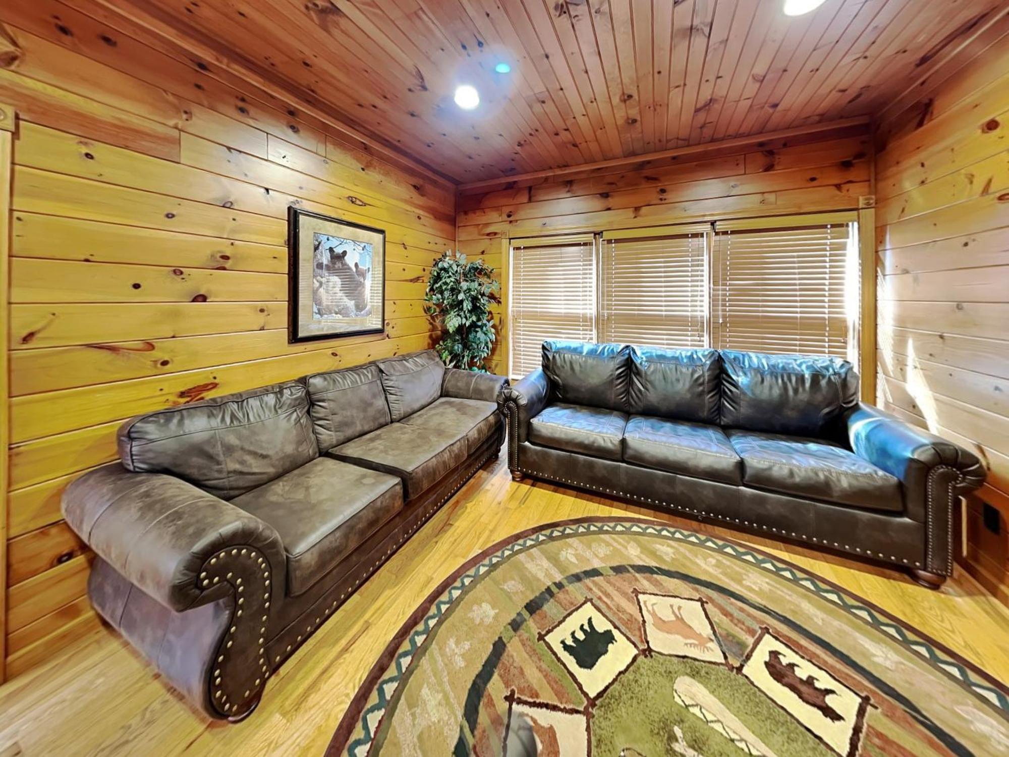 The Great Escape Ii, 5 Bedrooms, Sleeps 17, Game Room, Pool Access, Theater Gatlinburg Exteriör bild